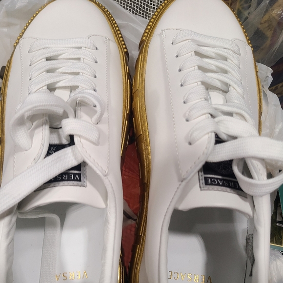 Versace Shoes - Picture 3 of 4